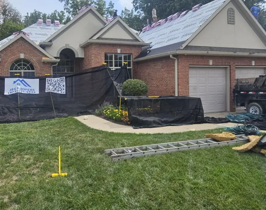 Roofing job by JBS Roofers in Mid-Missouri, photo 14